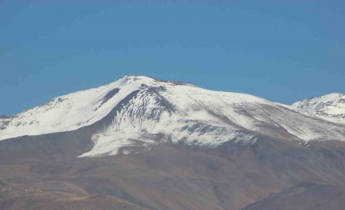 Erzincan ve Erzurum’un yüksek kesimlerinde kar bekleniyor