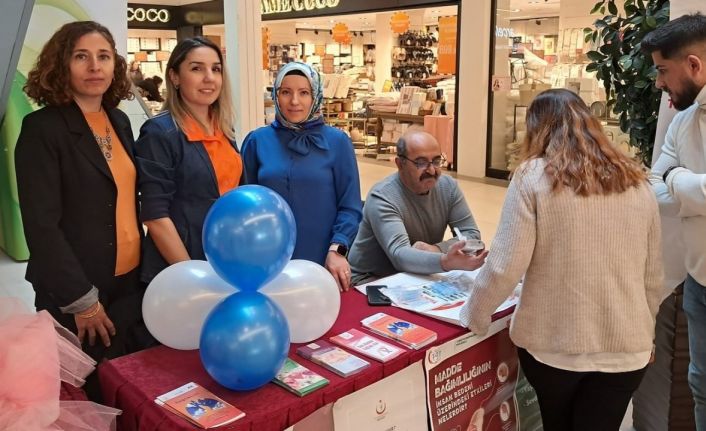 Erzincan’da Dünya Diyabet Günü kapsamında stant açıldı