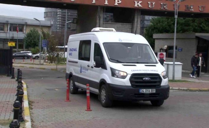 Eşi tarafından boğularak öldürülen kadının cenazesi Adli Tıp Kurumundan alındı