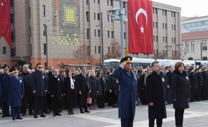 Eskişehir’de 10 Kasım Atatürk’ü anma töreni