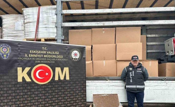 Eskişehir’de 1 milyon 125 bin adet doldurulmuş makaron ele geçirildi