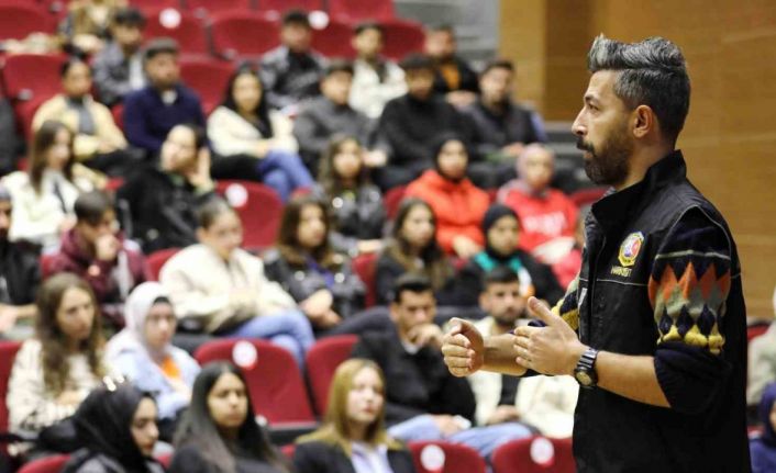 GAÜN’de En İyi Narkotik Polisi Anne Projesi kapsamında eğitim verildi