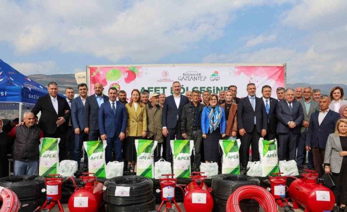 Gaziantep Büyükşehir’den Nurdağı’nda 200 çiftçiye çilek üretimi için destek