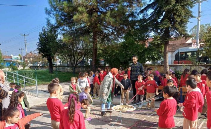 Geleneksel çocuk oyunları etkinliği başladı