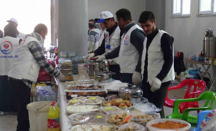 Gercüş’te Filistinliler yararına yardım etkinliği