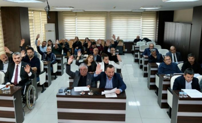 Giresun Belediyesi bütçeyi artırdı, su fiyatlarını düşürdü