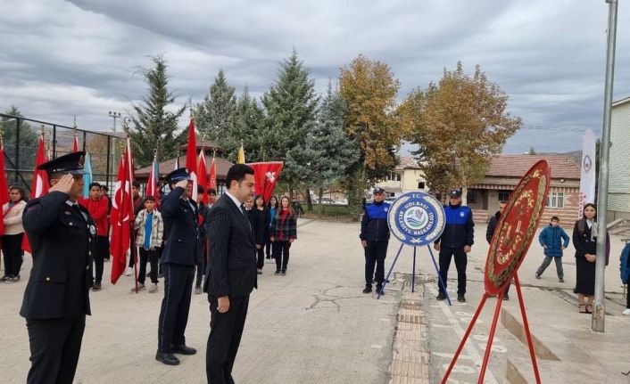 Gölbaşı’nda Atatürk’ü anma programı düzenlendi