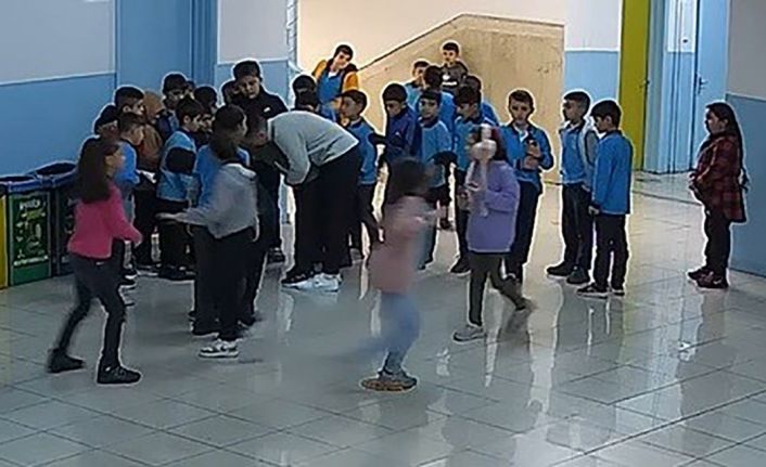 Heimlich manevrası ile öğrencisinin hayatını kurtardı