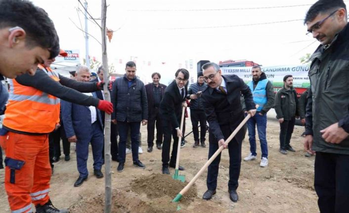 İnegöl’de fidanlar toprakla buluştu