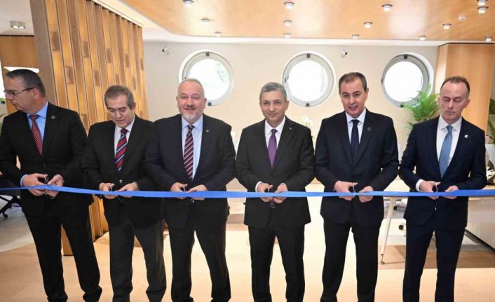 İş Bankası ilk turizm şubesini Antalya’da açtı