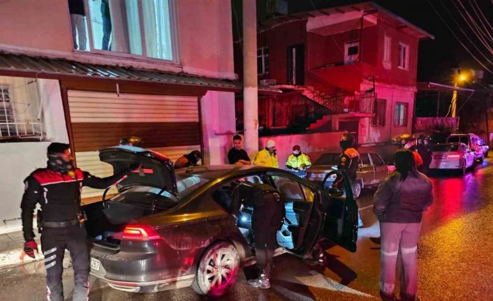 İskenderun polisinden geniş çaplı asayiş uygulaması