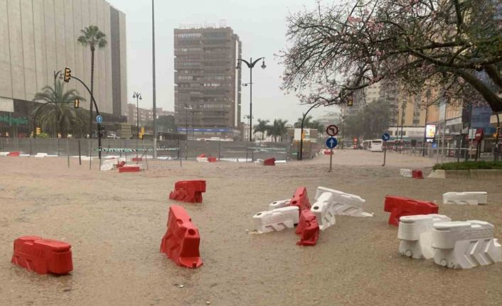 İspanya’da bir kez daha sel felaketi yaşandı