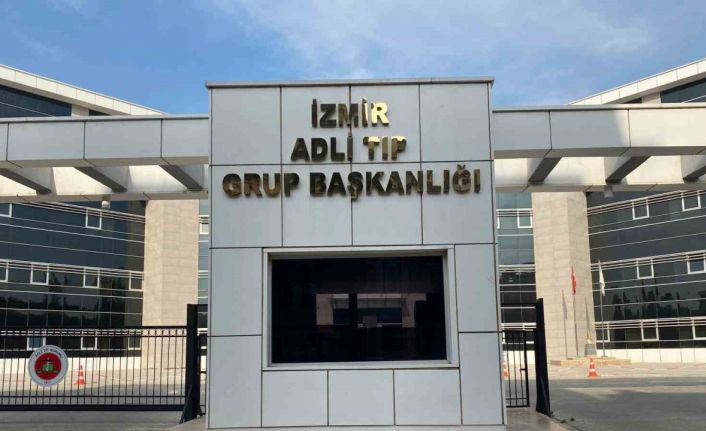 İzmir’deki yangın faciasında ölen 5 kardeşin cenazeleri adli tıpta