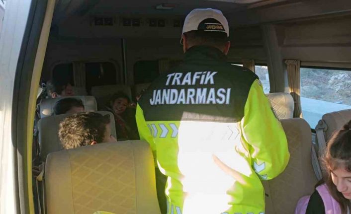 Jandarma ekiplerinden trafik eğitimi