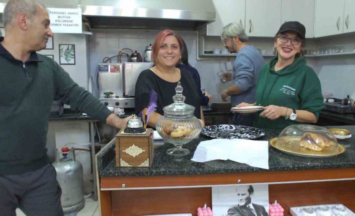 "Kadınlar Kahvehanesi" sosyal etkinlik merkezi haline geldi