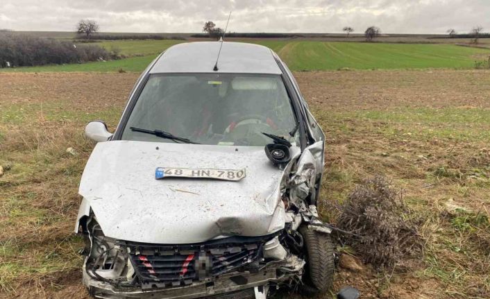 Kapaklı’da otomobil ile tır çarpıştı: 1 yaralı