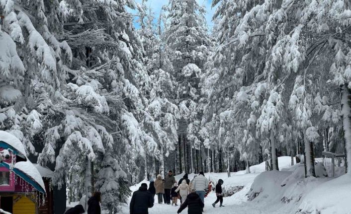 Kartepe kar ile şenlendi