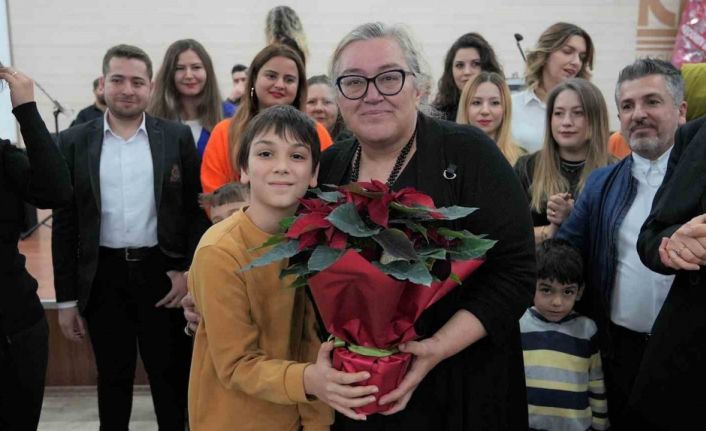 Keçiören’de Öğretmenler Günü coşkuyla kutlandı