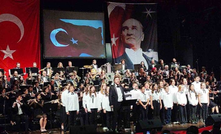 Kemer’de geleceğin müzisyenlerinden konser