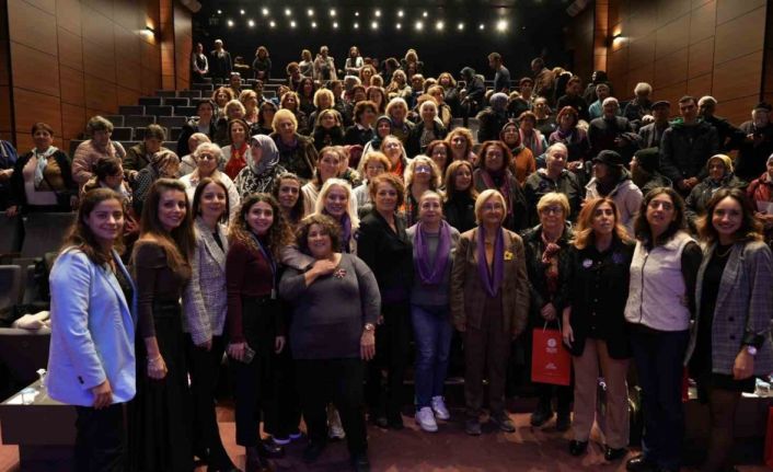 Kent yoksulluğu ve kadın sorunları Maltepe’de masaya yatırıldı