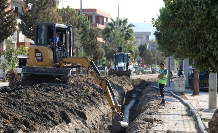 Kınık ve Ova’da 40 yıllık içme suyu hattı yenileniyor