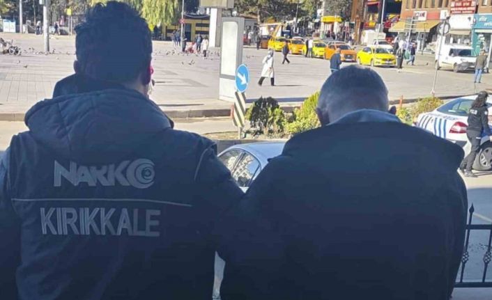 Kırıkkale’de uyuşturucu ticareti yapan 2 şüpheli tutuklandı