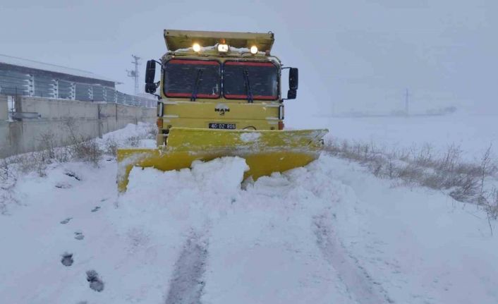 Kırşehir’de kapalı köy yolu kalmadı