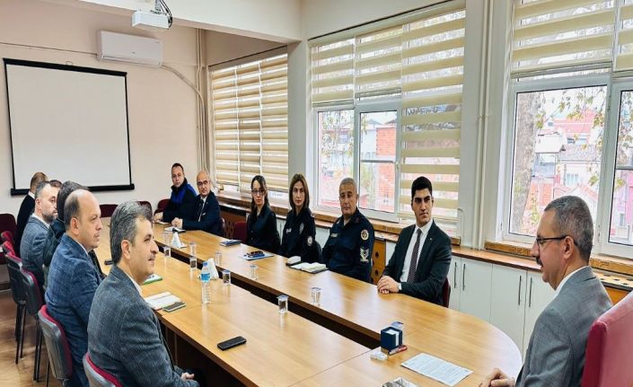 Kış mevsiminde alınacak trafik tedbirleri toplantısı yapıldı