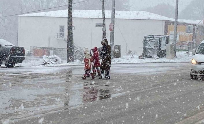 Kocaeli beyaza büründü