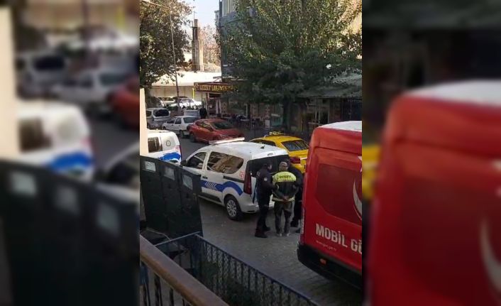 Konak polisi azılı dolandırıcıyı yakaladı