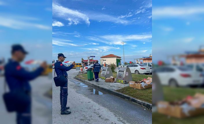 Kuşadası’nda yere çöp ve izmarit atan yanıyor