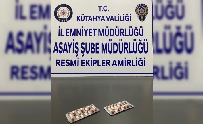 Kütahya’da üzerinde uyuşturucu hap ele geçirilen şahıs gözaltına alındı