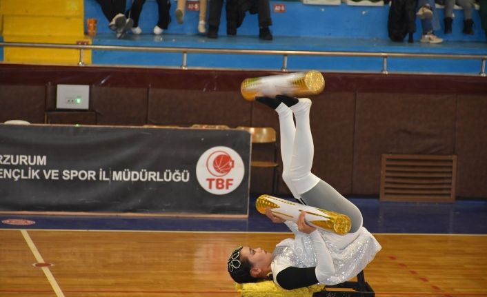 Madagaskar Sirki Erzurum’da nefes kesti