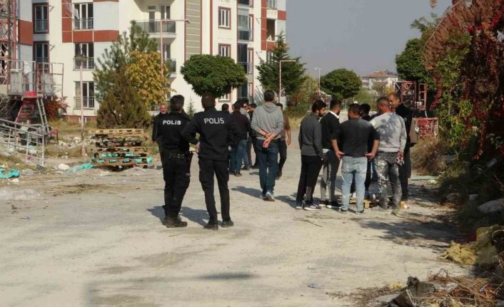 Malatya’da hasarlı binada el bombası ile çok sayıda mermi bulundu