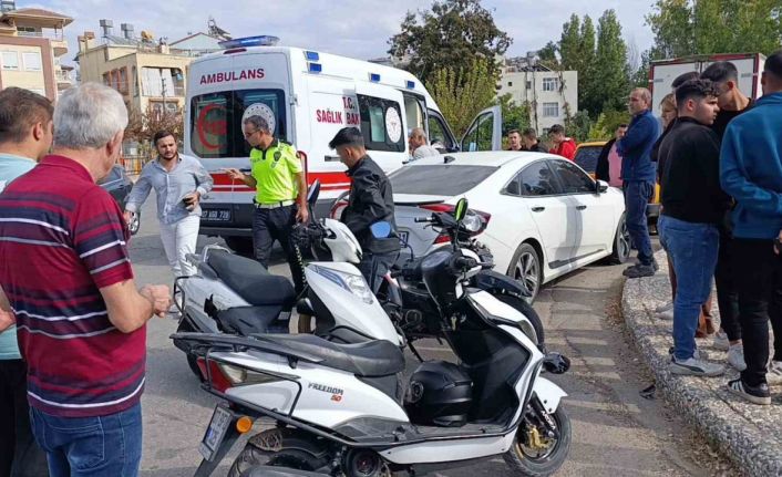 Manavgat’ta motosikletler çarpıştı: 1 yaralı