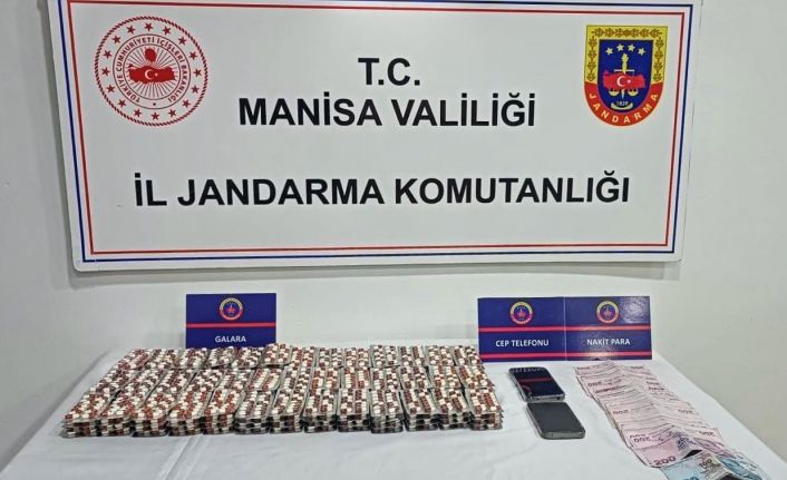 Manisa’da iki şahıs uyuşturucu ticaretinden tutuklandı