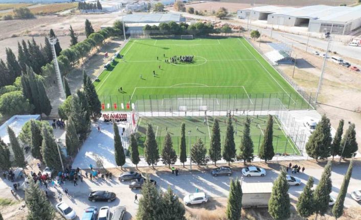 Manisa’ya 245 seyircili yeni futbol sahası kazandırıldı