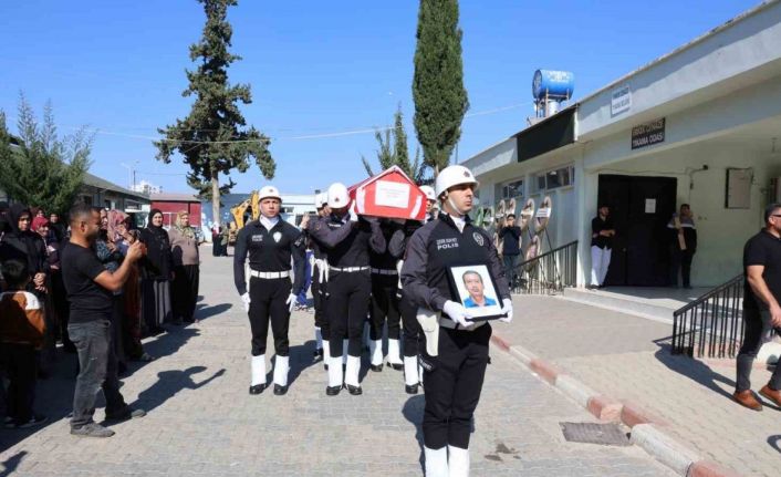 Mardin’de hayatını kaybeden Adanalı polis toprağa verildi