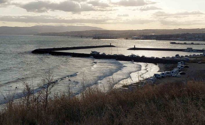 Marmara Denizi ulaşımına Poyraz engeli