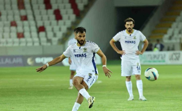 Menemen FK’da Burak Yeşilay sakatlandı