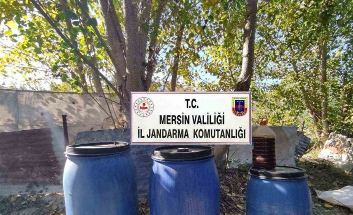 Mersin’de 510 litre sahte içki ele geçirildi