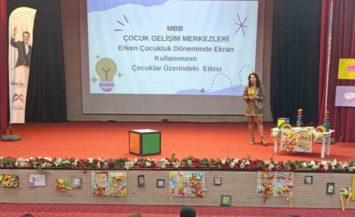 Mersin’de ebeveynlere ’çocuklarda ekran kullanımı’ anlatıldı