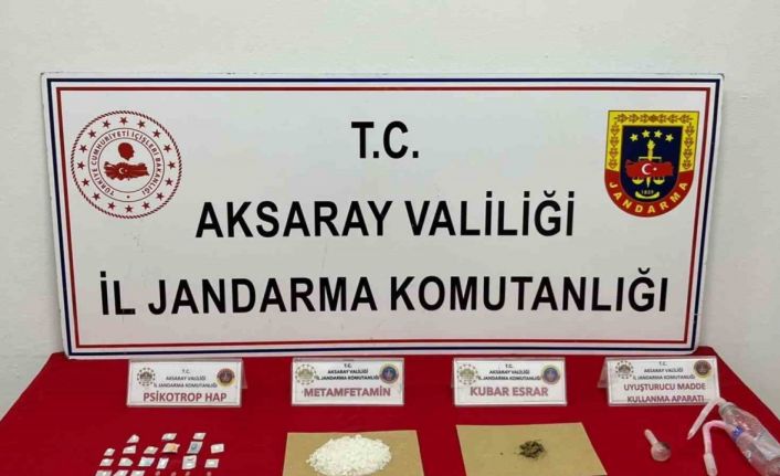 Mersin’den Aksaray’a uyuşturucu sevkiyatını jandarma engelledi