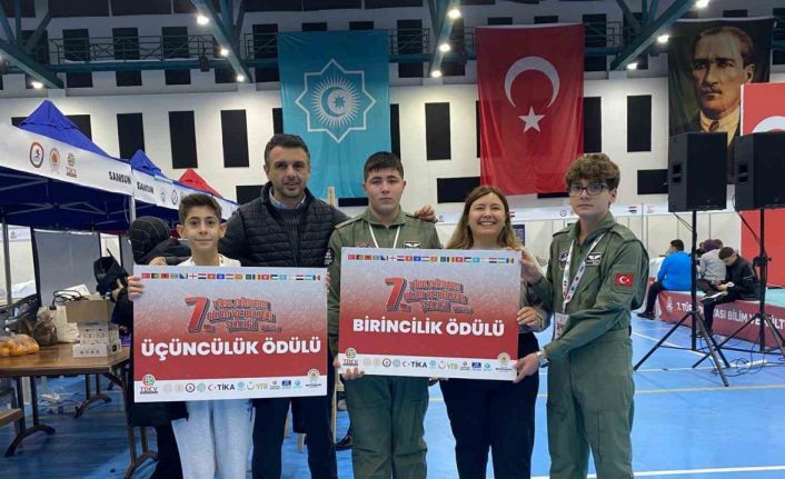 Okuldan birincilik ve üçüncülük ödülleri