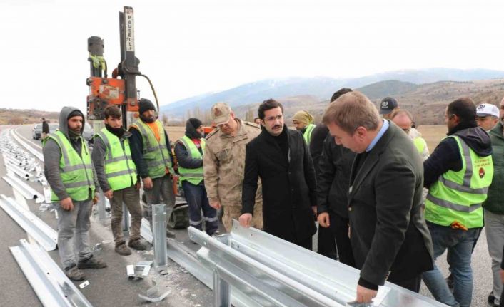 Ölümlü trafik kazalarının meydana geldiği yola bariyerli tedbir