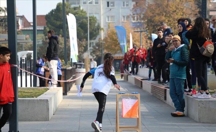 Oryantiringin kalbi İnegöl’de attı