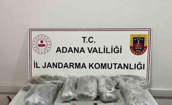 Otomobilde 6 kilogram uyuşturucu ele geçirildi