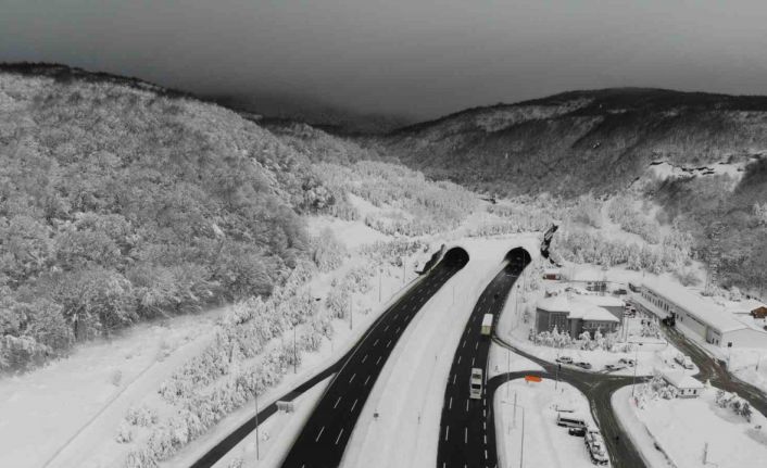 Otoyolun Bolu geçişinde kar temizlemesi yapılacak