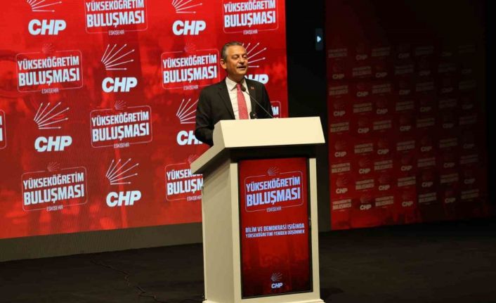 Özgür Özel: "Türkiye’de yaşanan bütün meseleler demokrasi sorunudur"