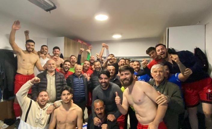 Özvatanspor 3 puanı 2 golle aldı